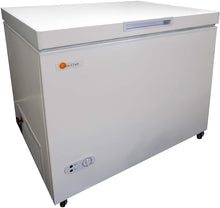 Load image into Gallery viewer, SunStar DC Solar-Powered Chest Freezer By C4P inc. (8 cubic ft.)